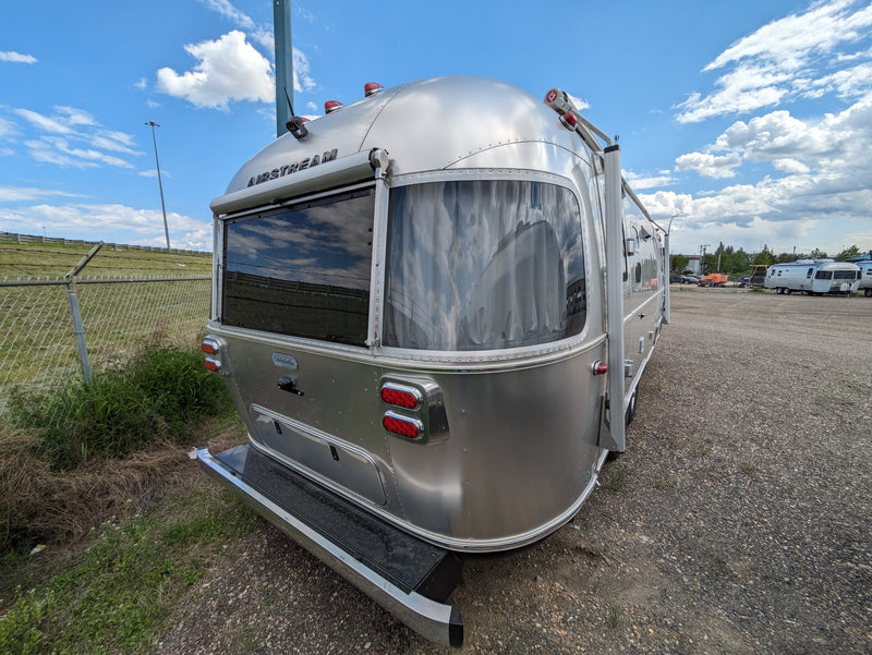 2024 Airstream Globetrotter 25FB