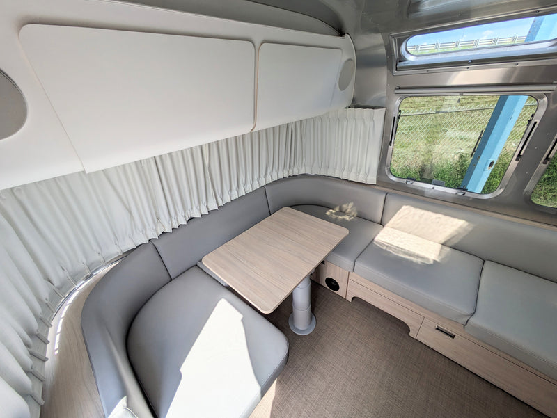 2024 Airstream Globetrotter 25FB