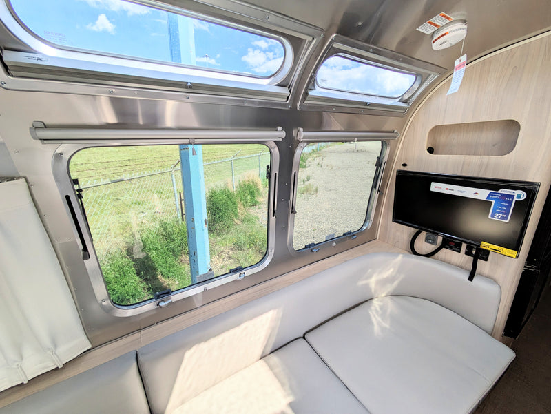 2024 Airstream Globetrotter 25FB