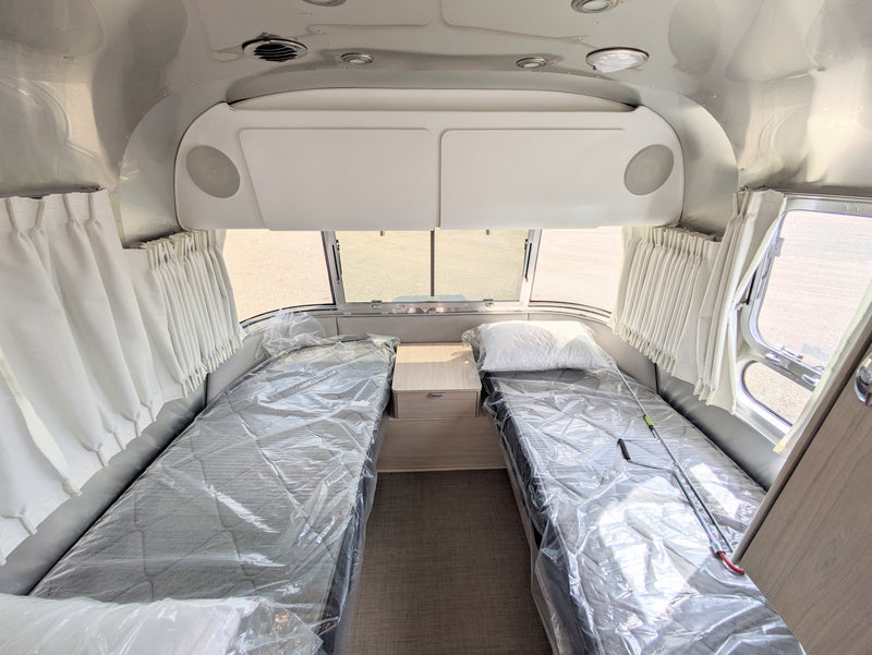 2024 Airstream Globetrotter 25FB