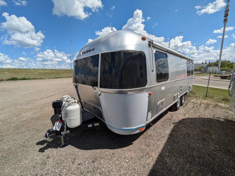 2024 Airstream Flying Cloud 25FB