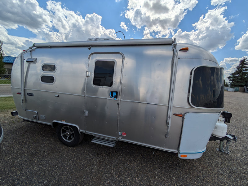 2024 Airstream Caravel 20FB