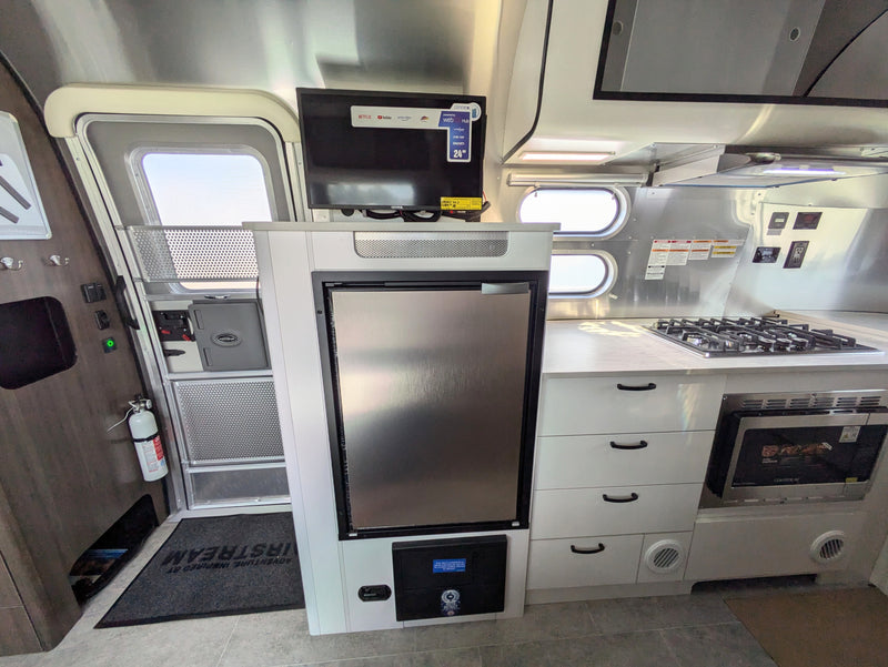 2024 Airstream Caravel 20FB