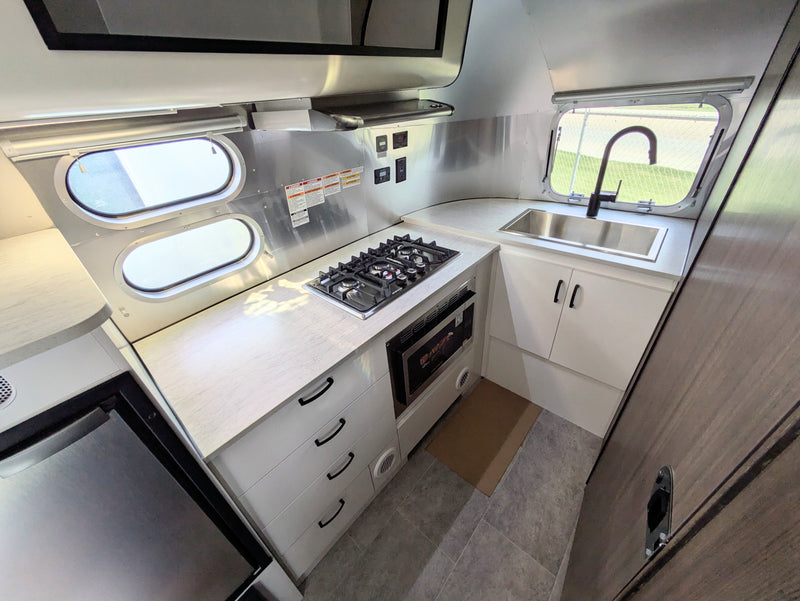 2024 Airstream Caravel 20FB