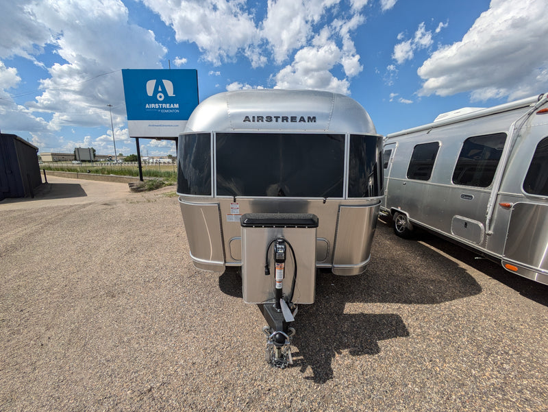 2024 Airstream Flying Cloud 30FB Bunk