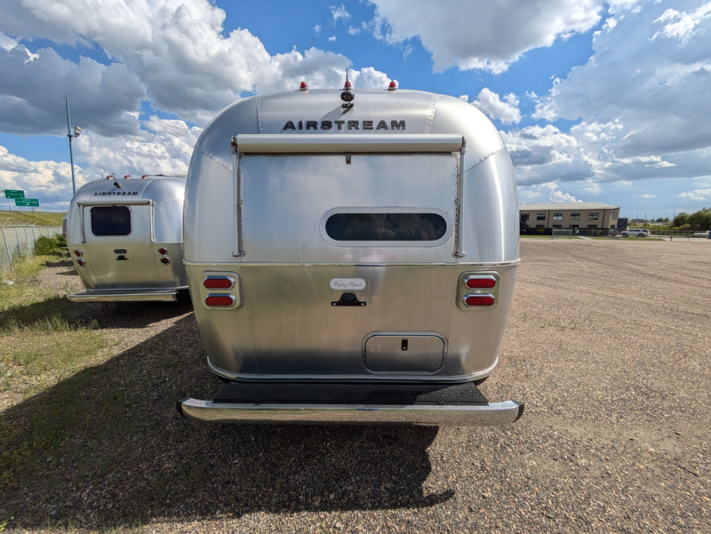 2024 Airstream Flying Cloud 30FB Bunk