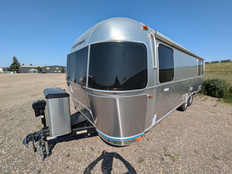 2024 Airstream International 27FB