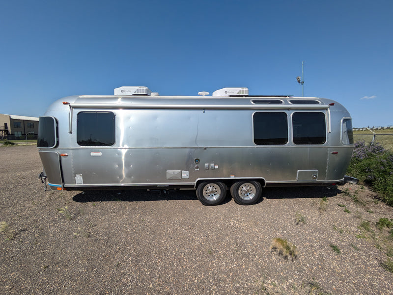 2024 Airstream International 27FB