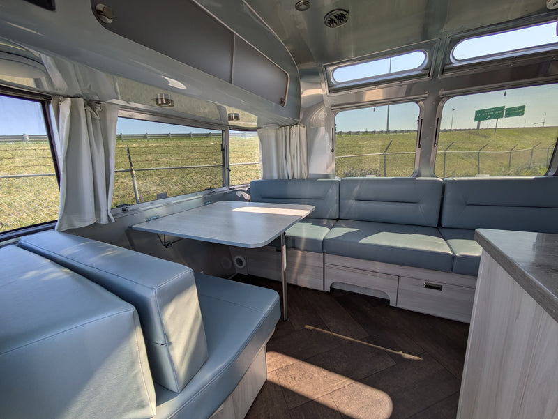 2024 Airstream International 27FB