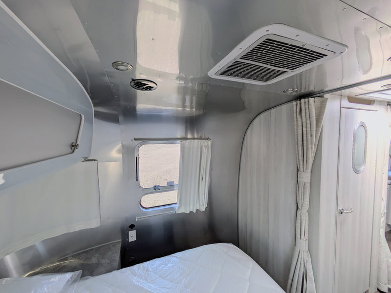 2024 Airstream International 27FB