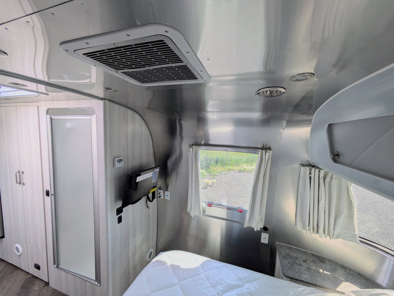 2024 Airstream International 27FB