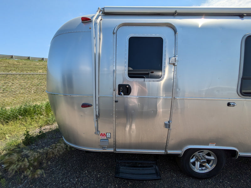 2024 Airstream Bambi 22FB