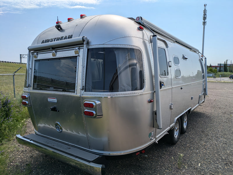 2024 Airstream International 25FB