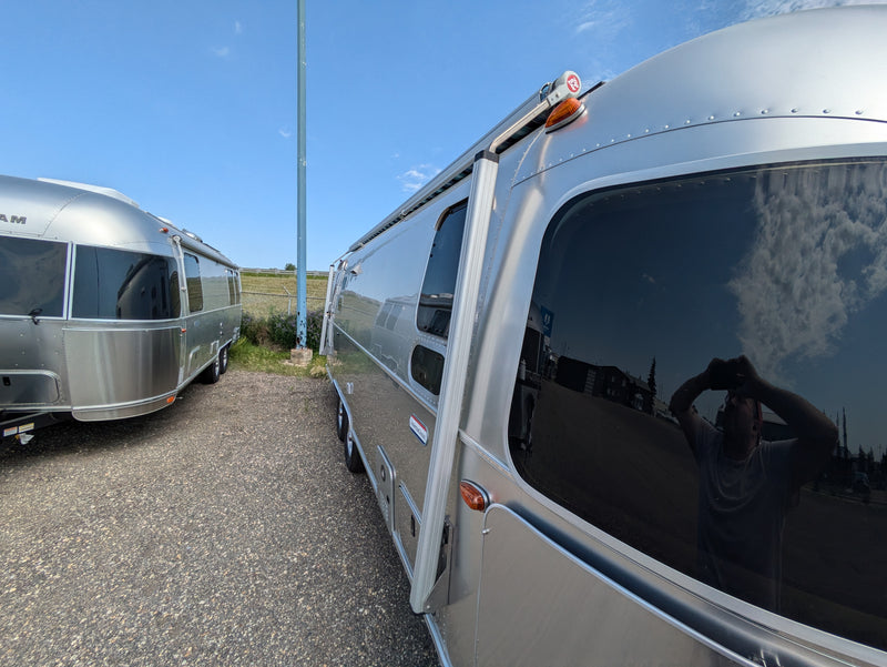 2024 Airstream International 25FB