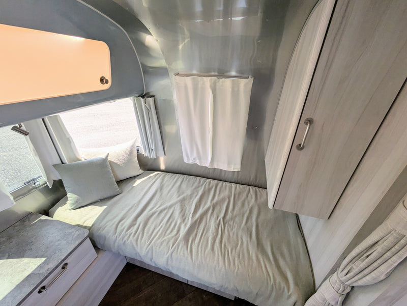 2024 Airstream International 25FB