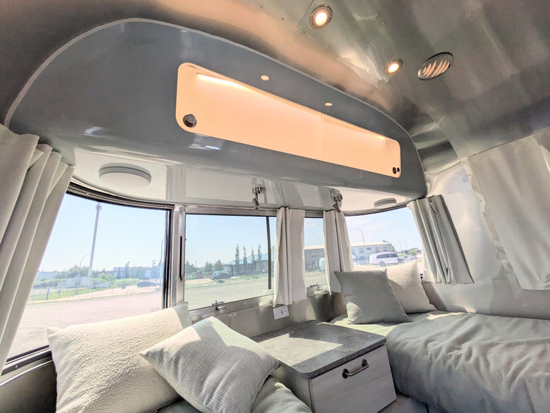 2024 Airstream International 25FB