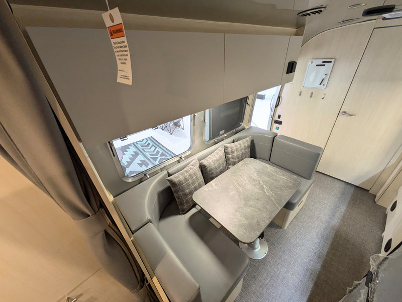 2024 Airstream Flying Cloud 23FB