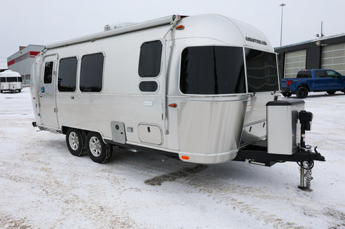 2024 Airstream Flying Cloud 23FB