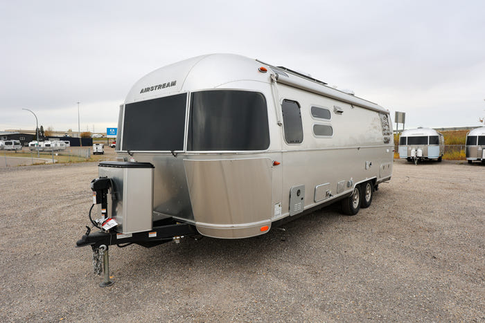 2024 Airstream Flying Cloud 28RBT