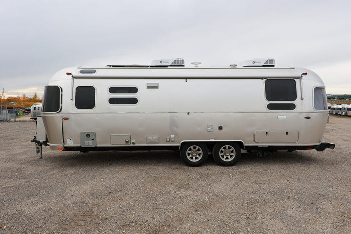 2024 Airstream Flying Cloud 28RBT