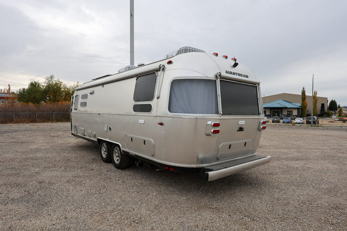 2024 Airstream Flying Cloud 28RBT
