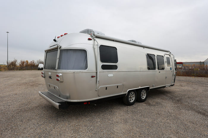 2024 Airstream Flying Cloud 28RBT