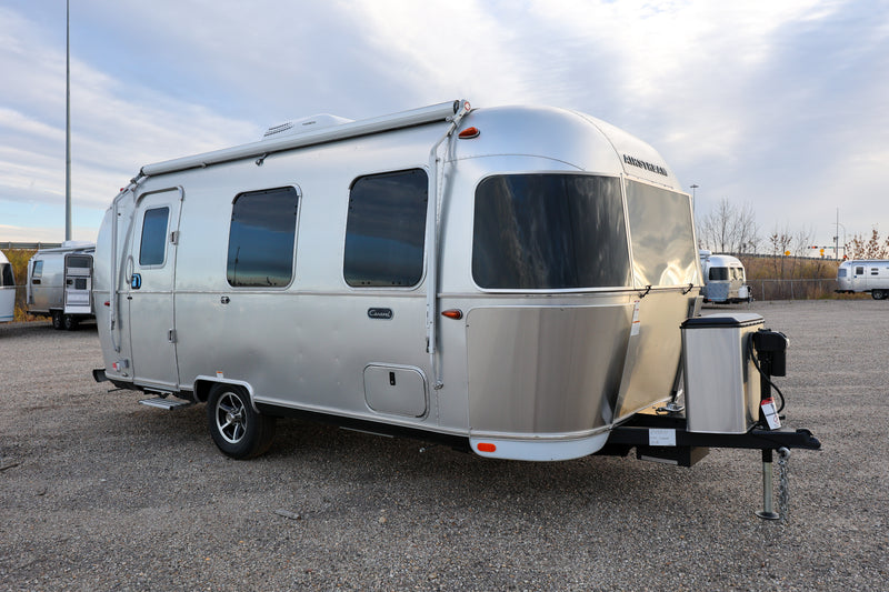 2024 Airstream Caravel 22FB