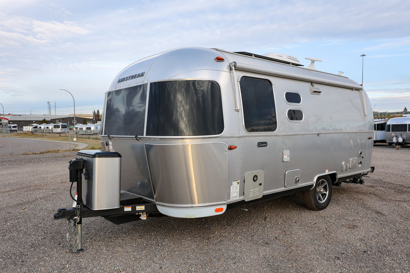 2024 Airstream Caravel 22FB