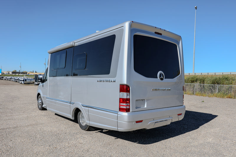 2025 Airstream Atlas E1 Package