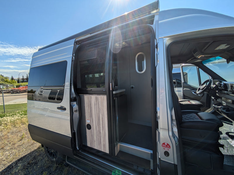 2025 Airstream Interstate 19X