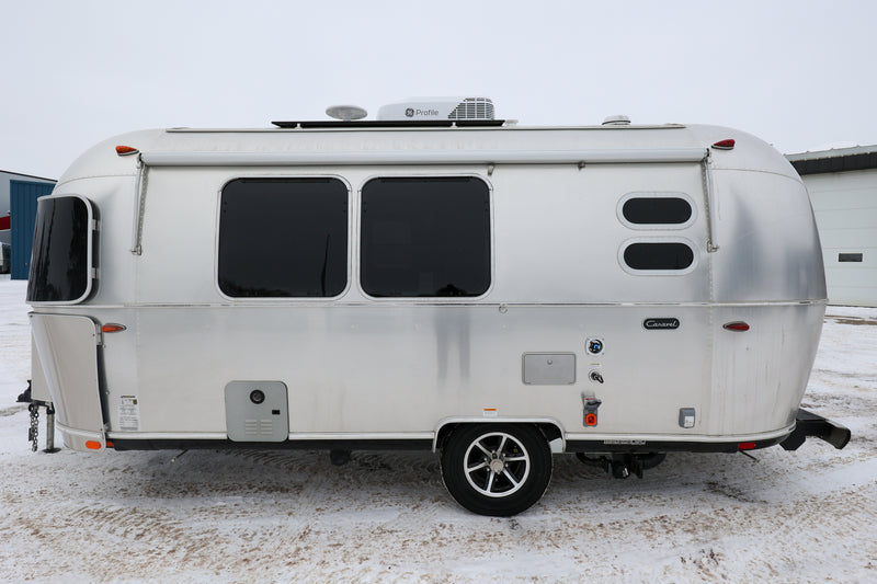 2025 Airstream Caravel 20FB