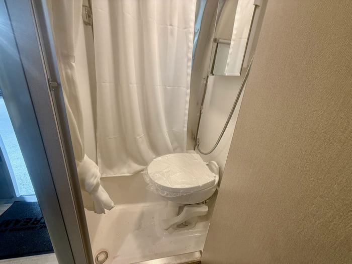 2025 Airstream Flying Cloud 25FBQ