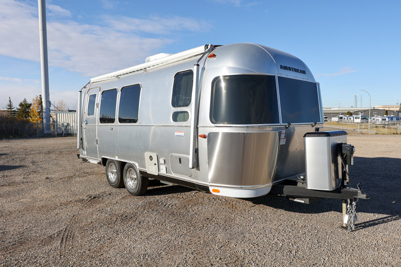 2025 Airstream International 23FBQ