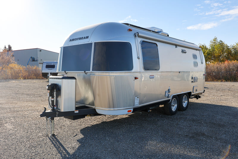 2025 Airstream International 23FBQ