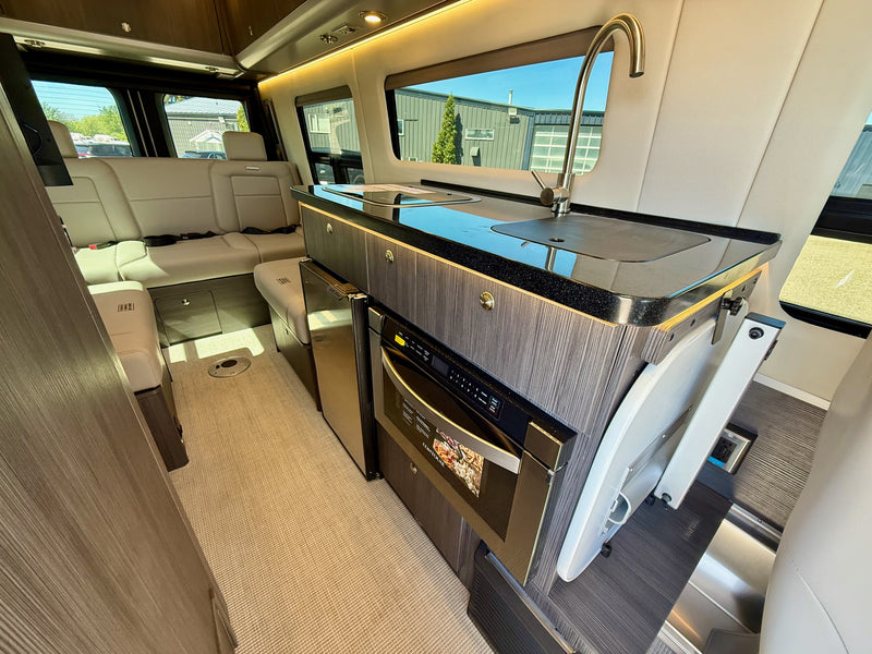 2025 Airstream Interstate GL